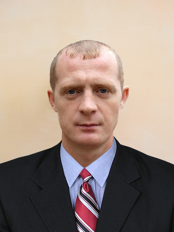 Попов Михаил Дмитриевич.