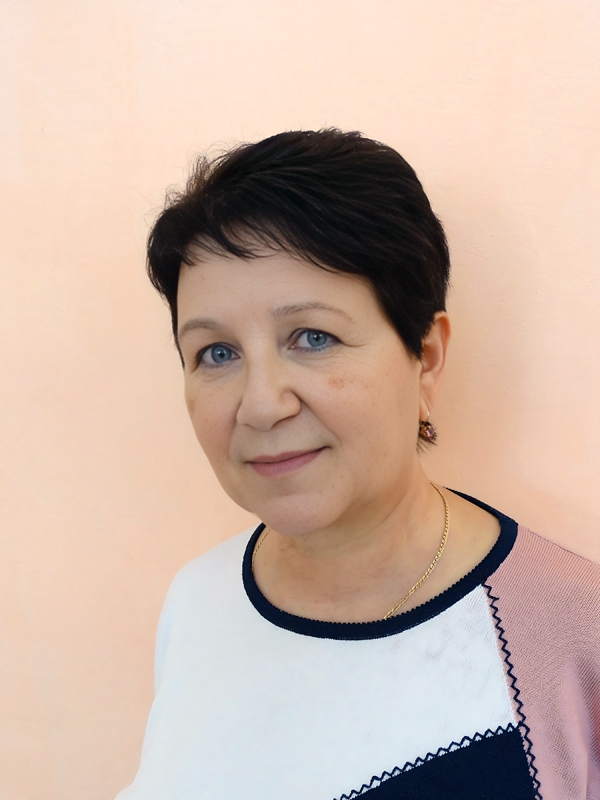 Попова Галина Евграфовна.